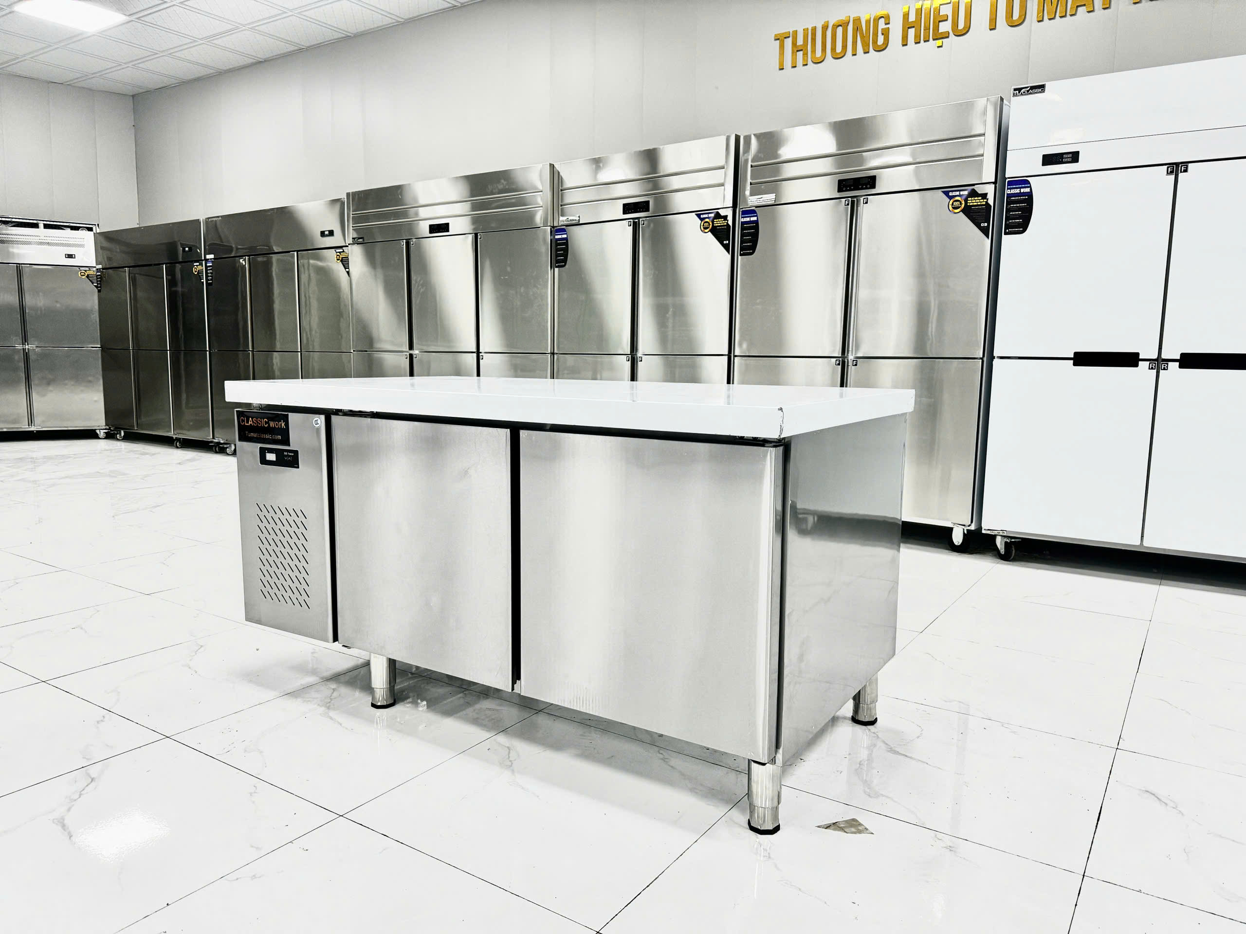 Bàn làm mát 1m5 ( làm mát trực tiếp )