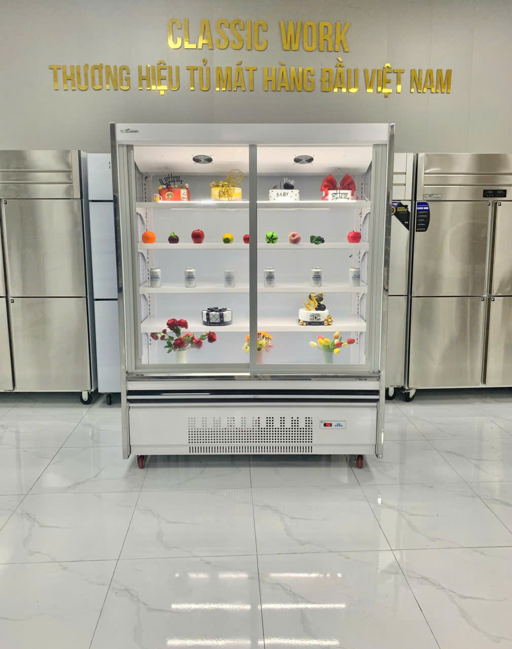 Tủ mát đứng cửa trượt 1M5