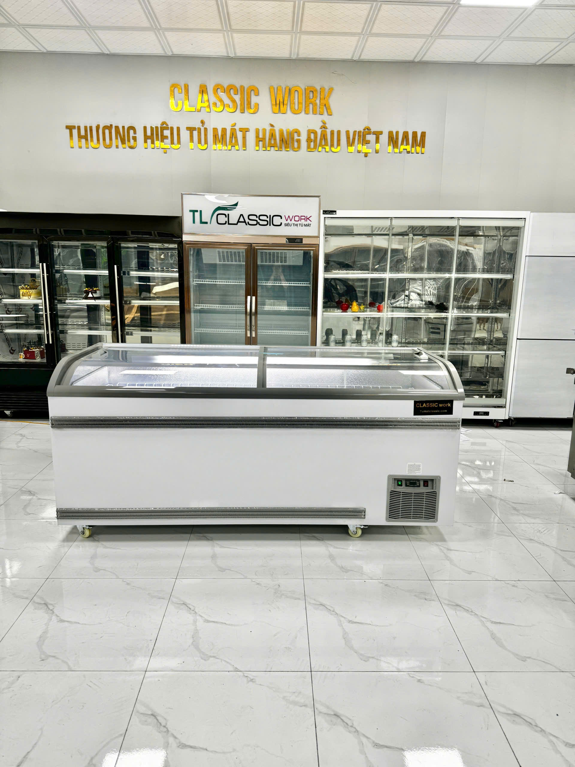TỦ ĐÔNG TRƯNG BÀY MẶT KÍNH ( TỰ ĐỘNG XẢ TUYẾT )