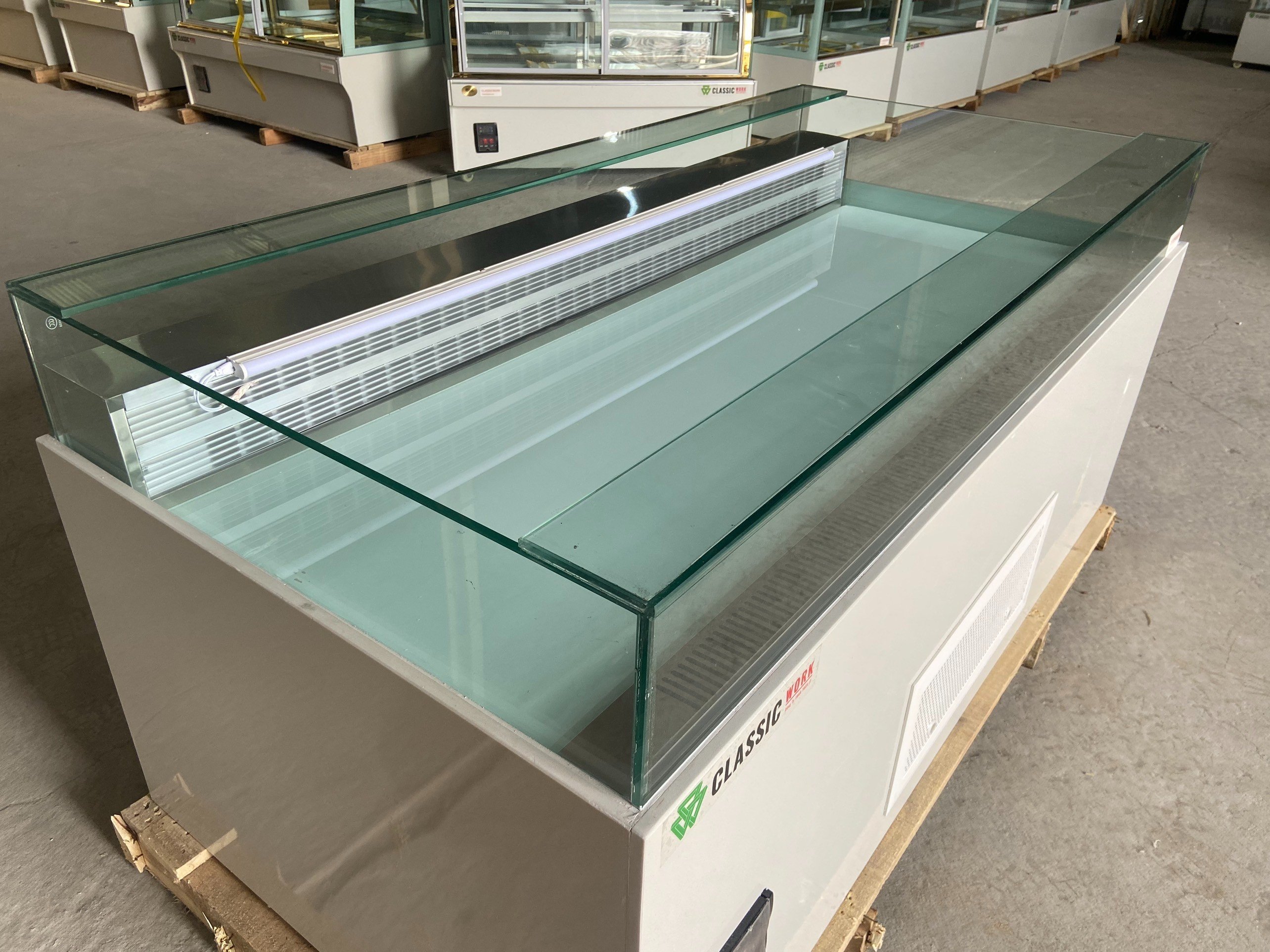 TỦ BÁNH SANWICK KHÔNG CỬA