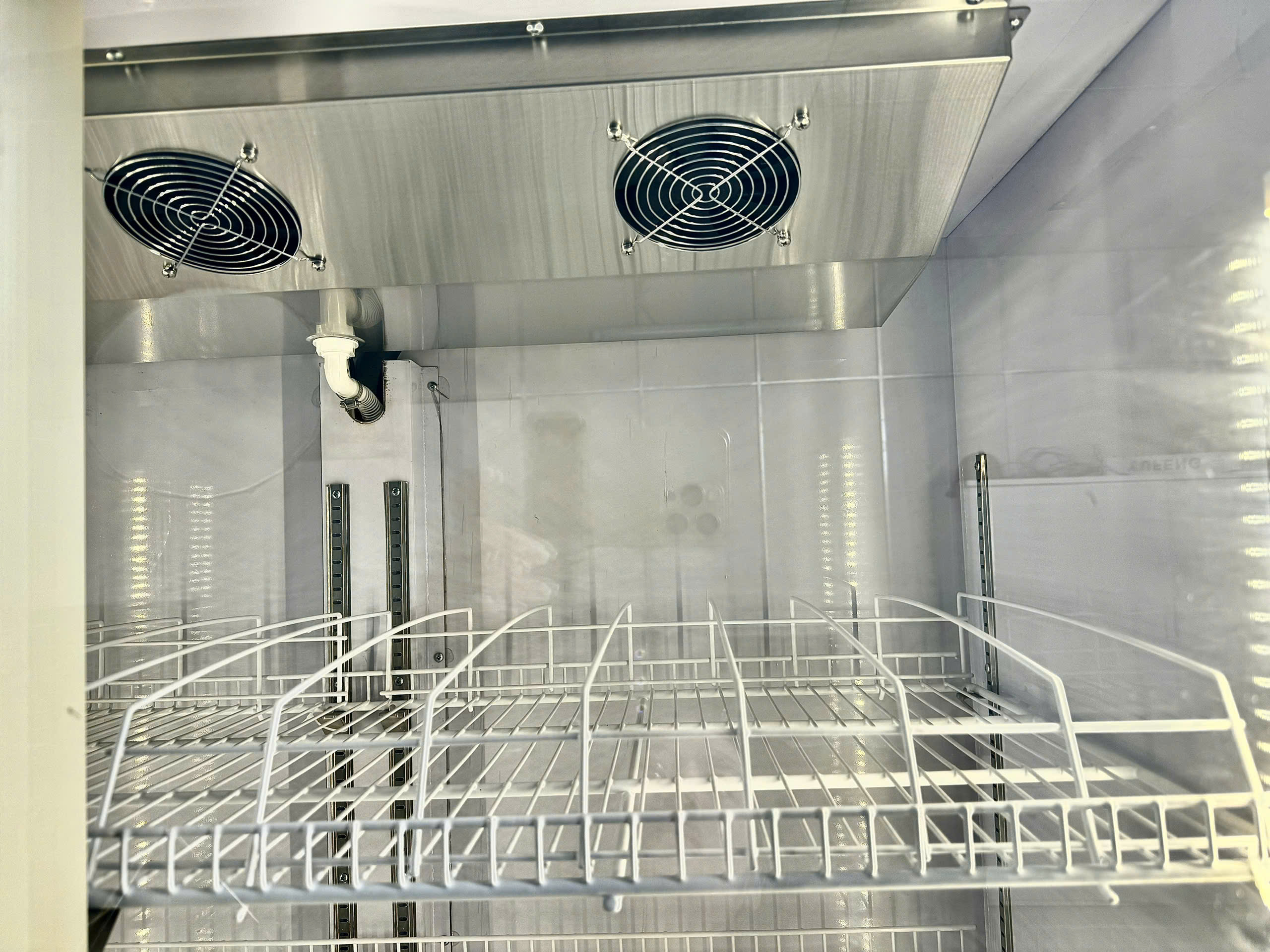 Tủ Mát 2 Cánh Cao Cấp - Đèn LED 3 Màu (Trắng) Tiết Kiệm Điện, Hiện Đại