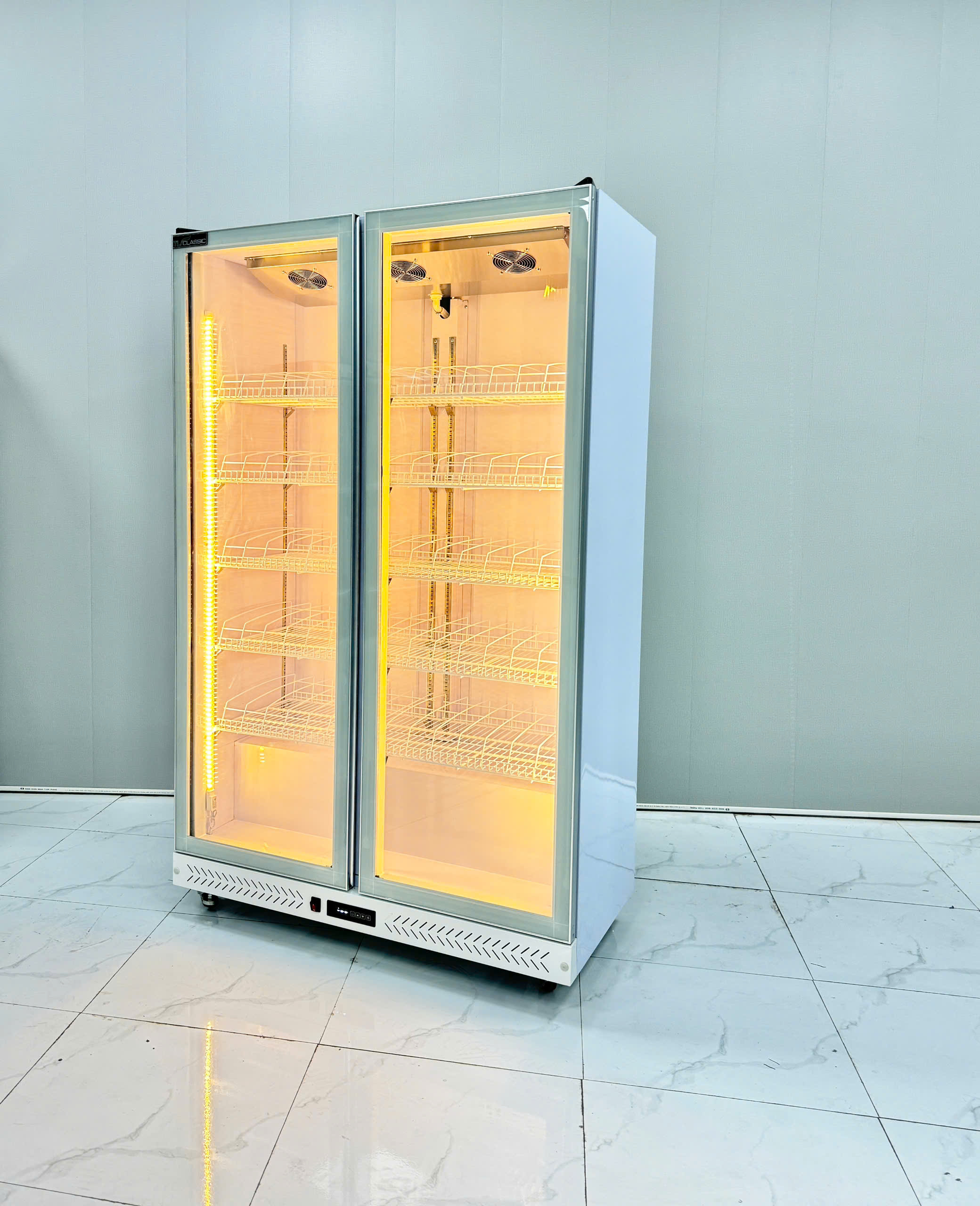 Tủ Mát 2 Cánh Cao Cấp - Đèn LED 3 Màu (Trắng) Tiết Kiệm Điện, Hiện Đại