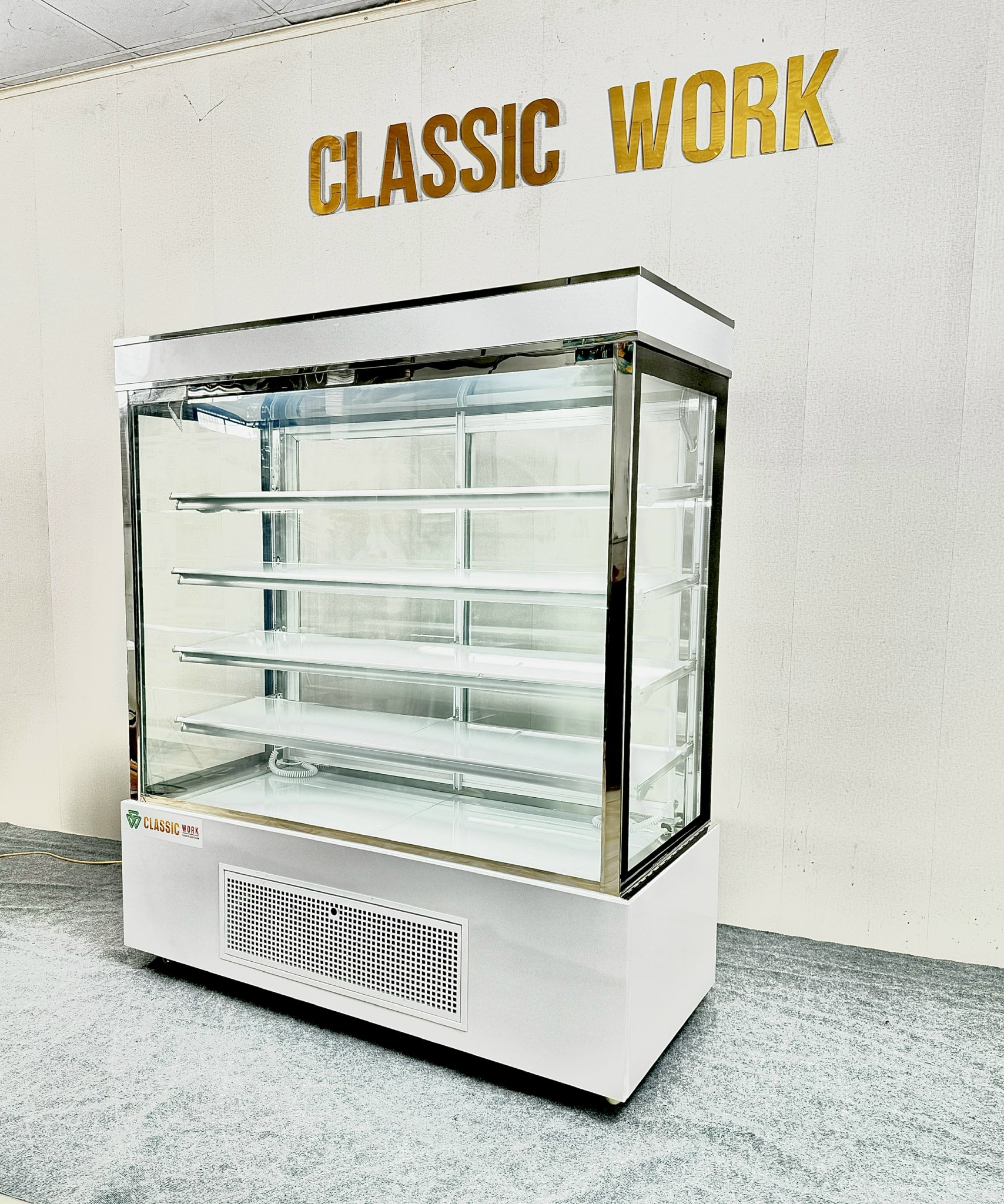 Tủ bánh kem 5 tầng cửa sau 2m sấy 4 mặt kính