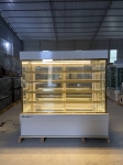 Tủ bánh kem 5 tầng dài 1m8 viền vàng sấy 4 mặt kính