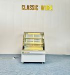 TỦ BÁNH KEM KÍNH CONG - 90