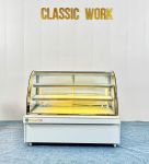 TỦ BÁNH KEM KÍNH CONG 1m5